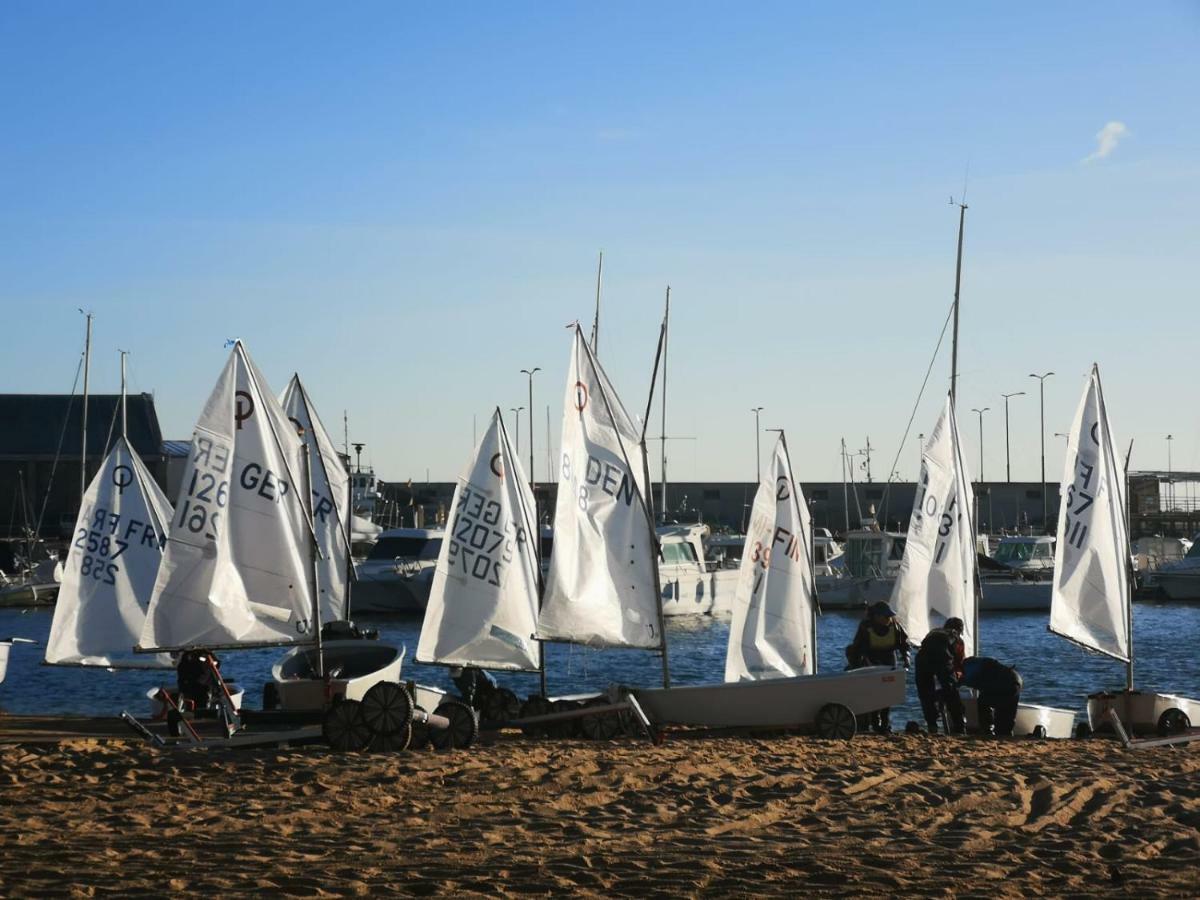 Palamos Apartament Superior Garoina Экстерьер фото